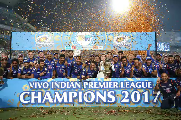 Add Image of Mumbai Indians Winning Team from 2017