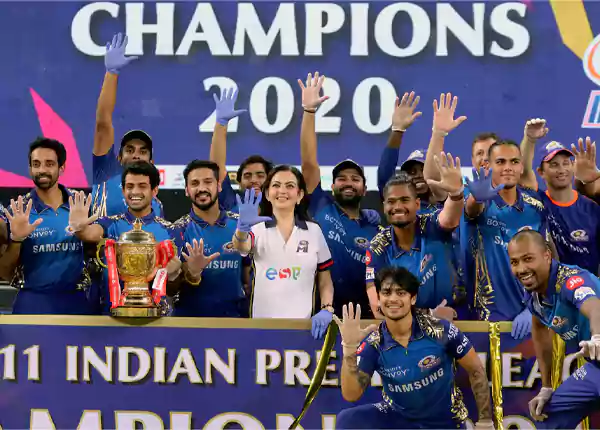 Add Image of Mumbai Indians Winning Team from 2020