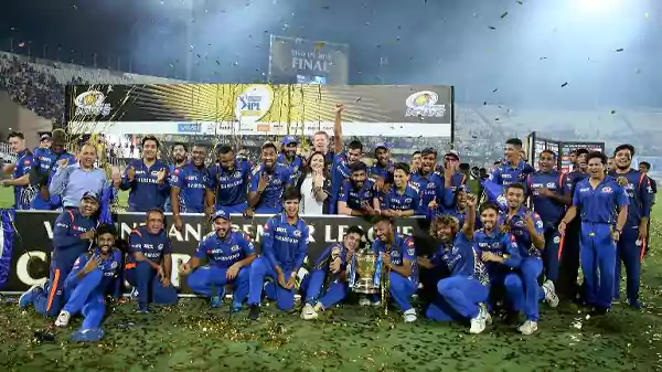 Image of Mumbai Indians Winning Team from 2019
