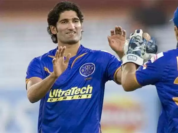 Sohail Tanvir playing in IPL