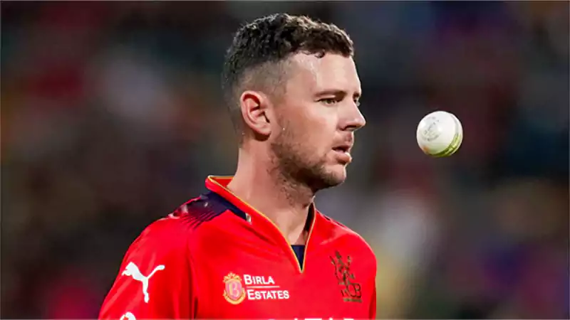 d-Josh Hazlewood
