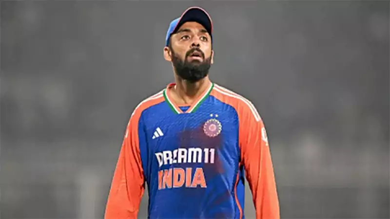 d-Varun Chakravarthy